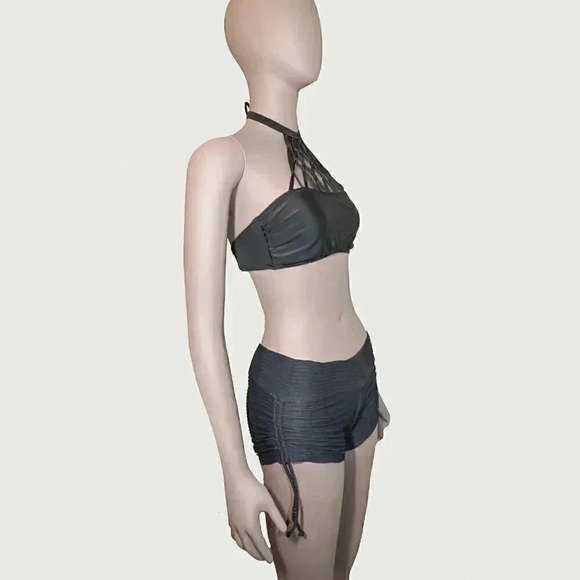 Black Athletic Scrunchy Pleated Shorts Size Small Athleisure‎ Shorts - Picture 3 of 5